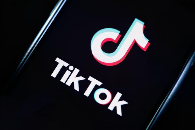 Tik Tok Secures Copyright Partnerships with Multiple Record Companies 